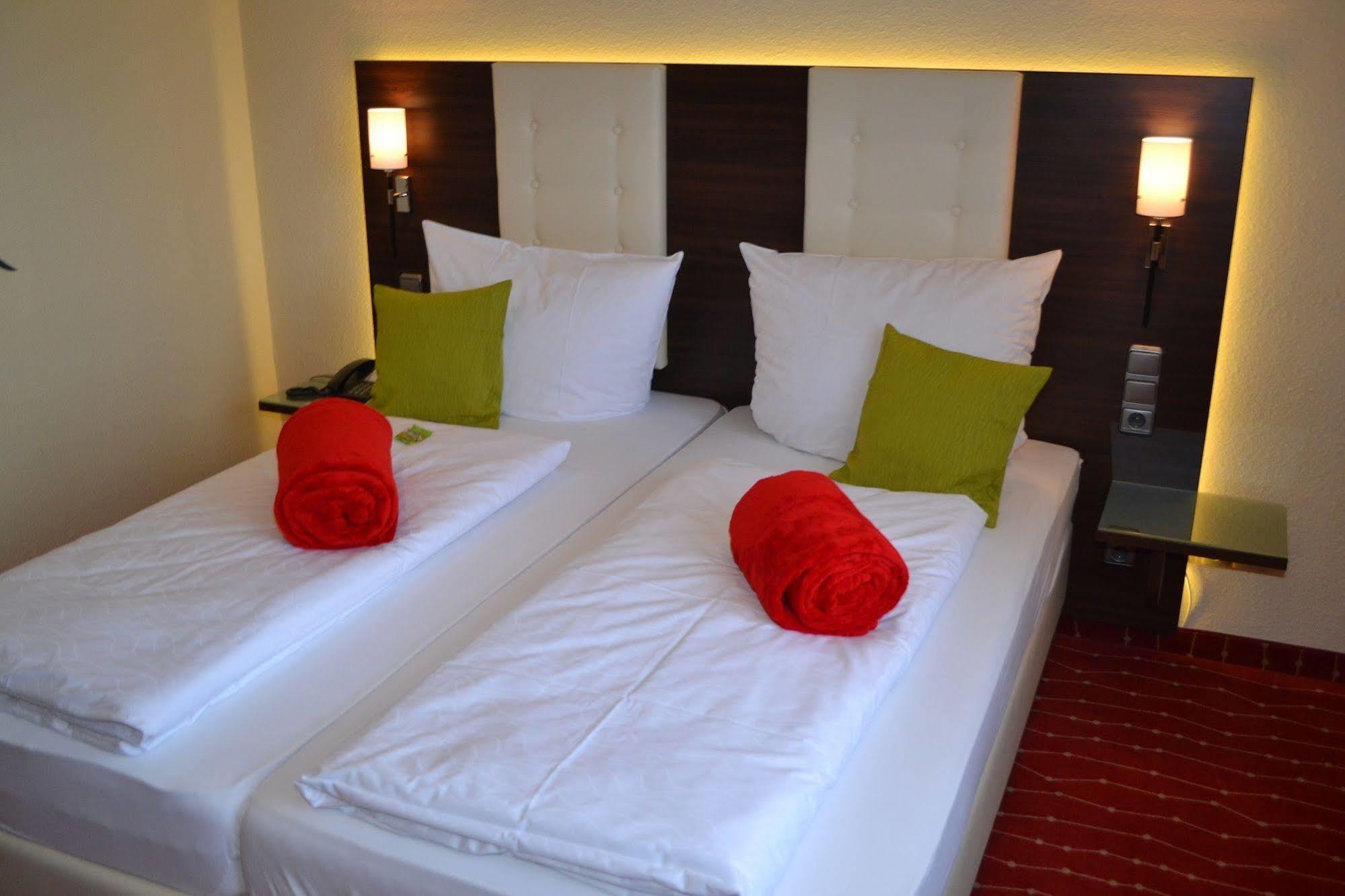 Hotel Zum Rosengarten Darmstadt Ngoại thất bức ảnh