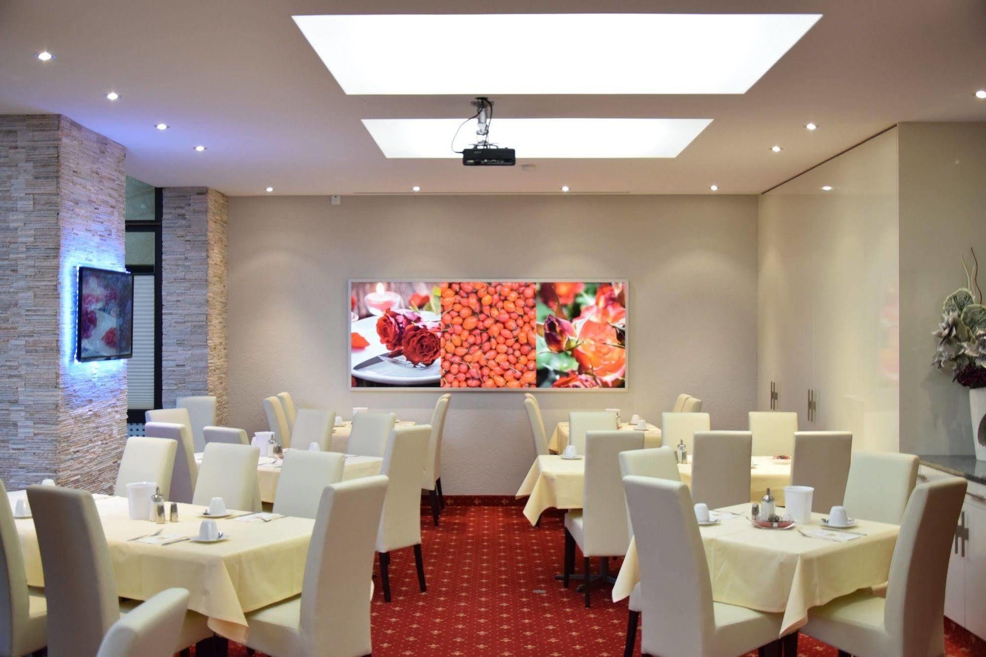 Hotel Zum Rosengarten Darmstadt Ngoại thất bức ảnh