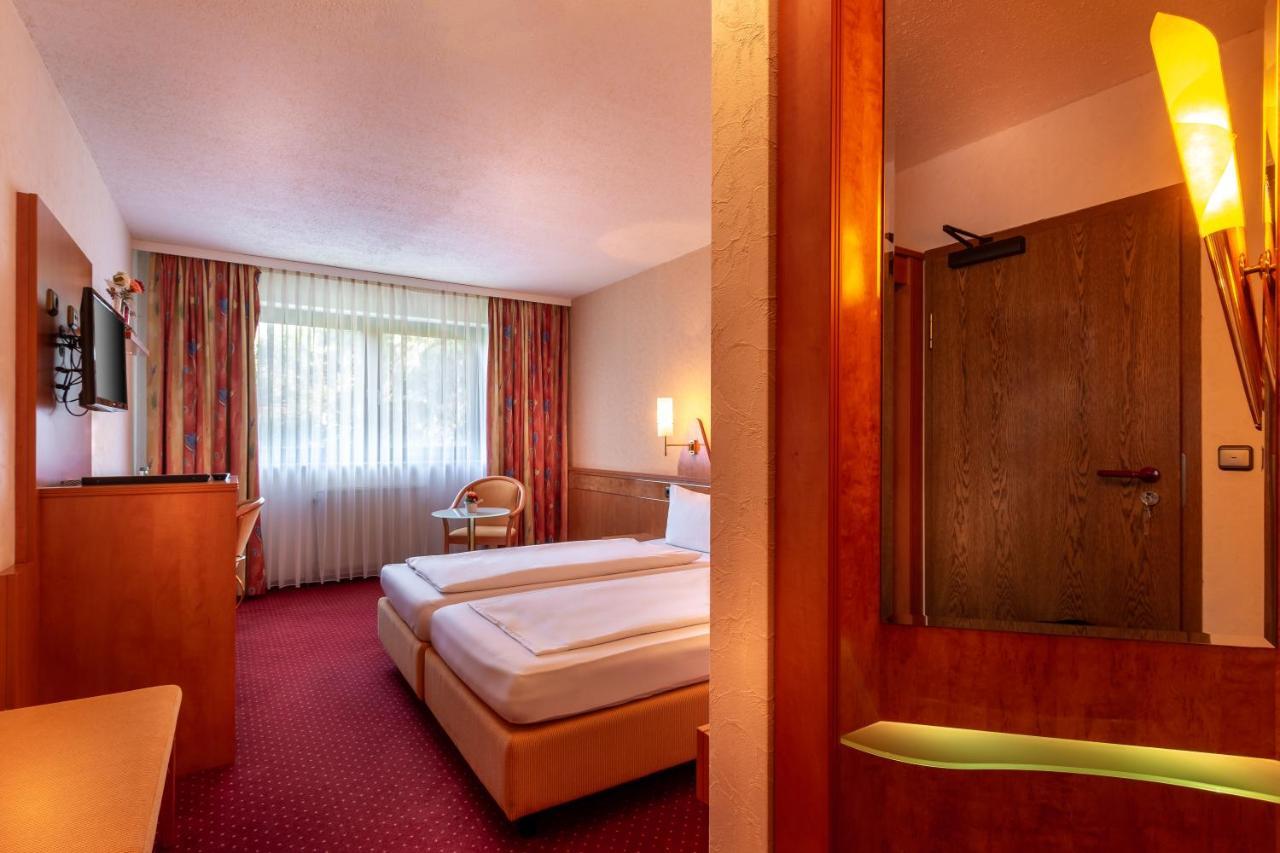 Hotel Zum Rosengarten Darmstadt Ngoại thất bức ảnh